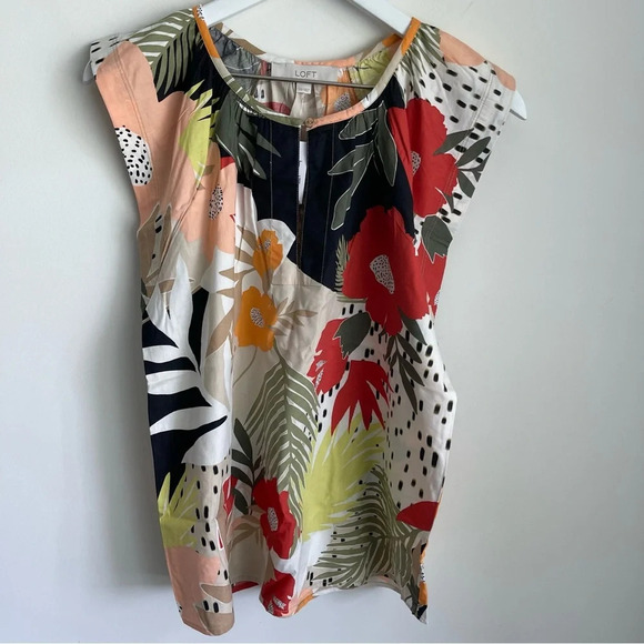 Loft Paradise Flutter Sleeve Top size XS NWT - Picture 2 of 8